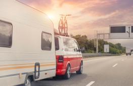 GEM summer motoring, 2025, towing caravan